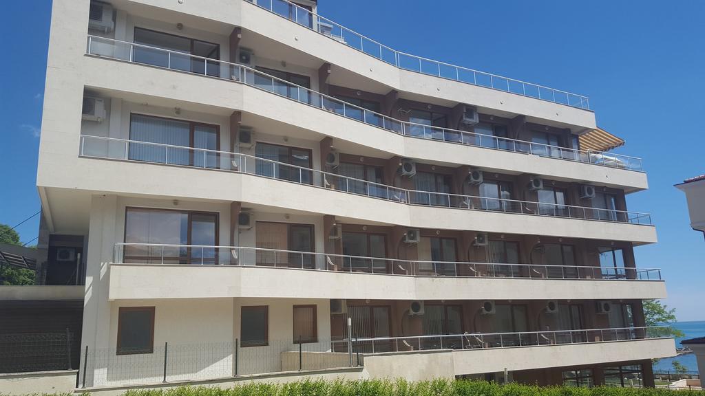 Apartments In Princess Residence Balchik Exterior photo